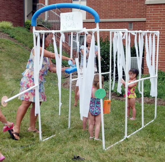 Preschool Water Fun - The Kid Wash
