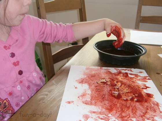 multi-sensory process art, multi-sensory learning, multi-sensory play, painting with jell-o, painting with gelatin