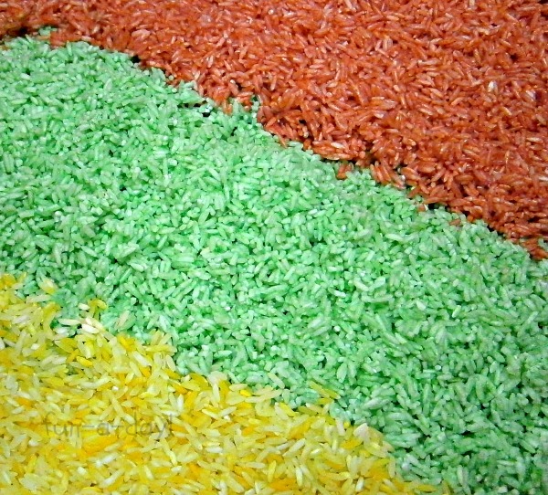 Colorful and Scented Rice Using Jell-O