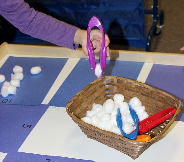 Preschool Winter Math - Counting Snowballs