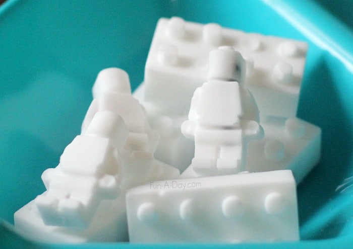 Frozen bricks and minifigures for a LEGO science scavenger hunt. Such a fun science activity for kids!