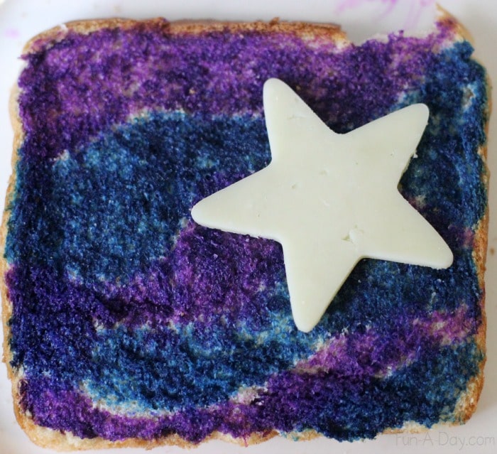 Starry Night Painted Toast- what a fun Pajama Day activity!