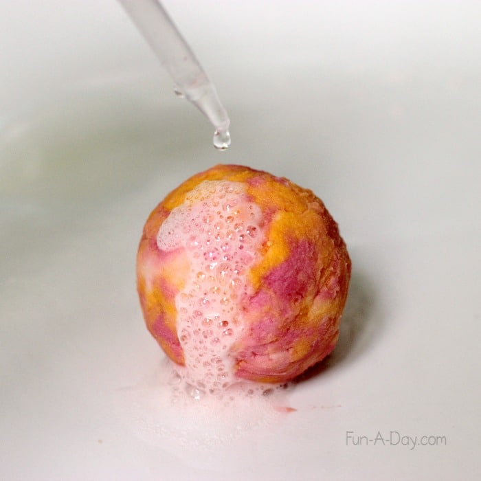 Fun science for a space theme - Fizzing Jupiter!