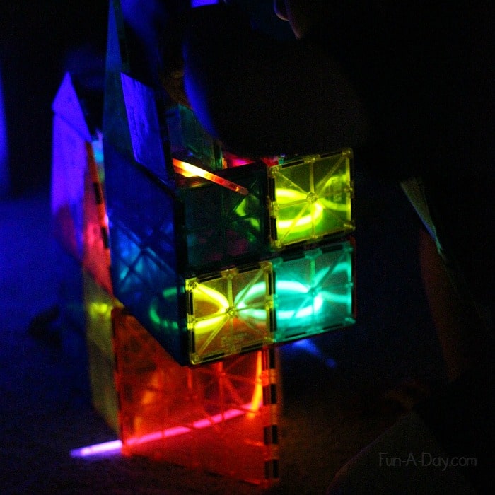 Glow in the dark building with magnetic tiles - oh how fun!
