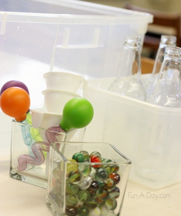 Glowing Galaxy Water Bin - what a fun space activity for kids!