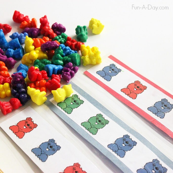 Bear Math Patterns - includes a hands-on free printable