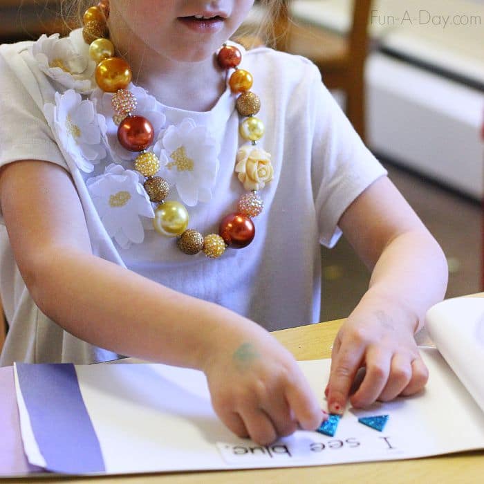 Fun and easy preschool color activity - make a book about all the colors of the rainbow