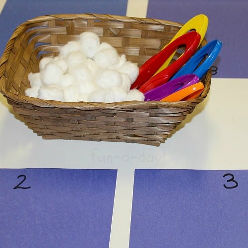 Preschool Math Activities - Counting Snowballs