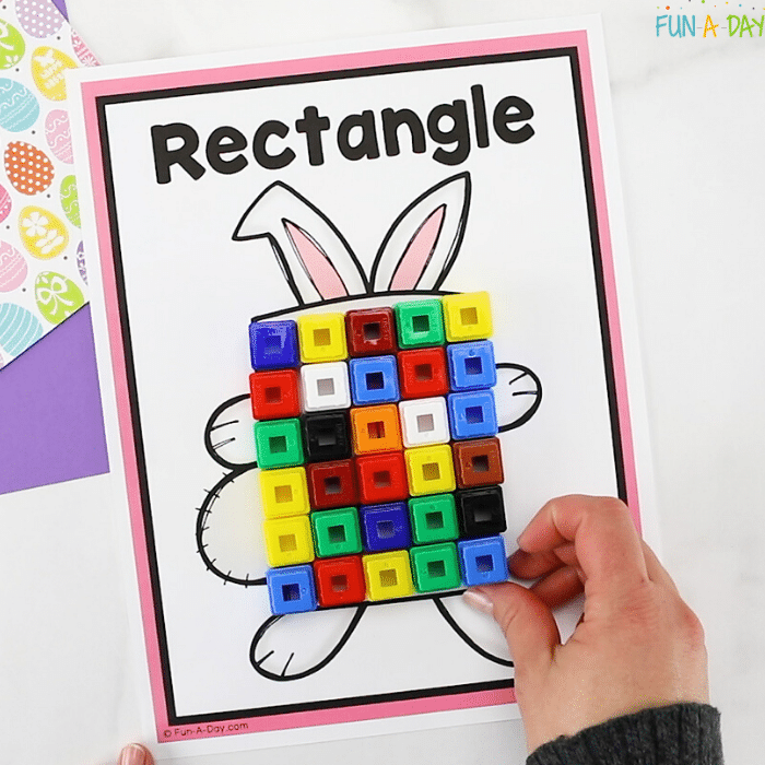 rectangle rabbit shape mat with unifix cubes