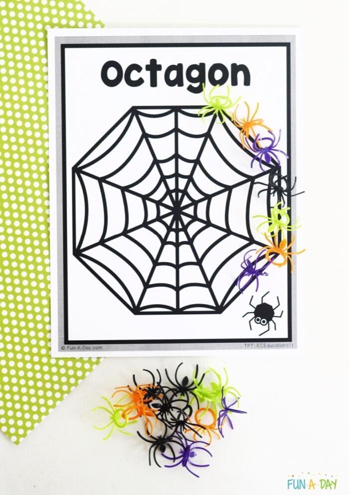 octagon spider shape mat with plastic spider rings