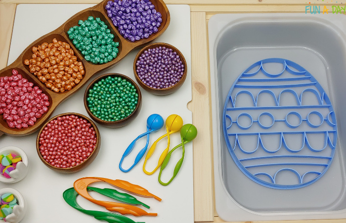 Easter sensory tub invitation for preschoolers