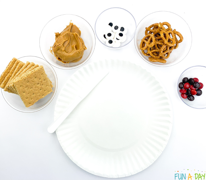 materials needed to make a reindeer graham cracker snack with kids