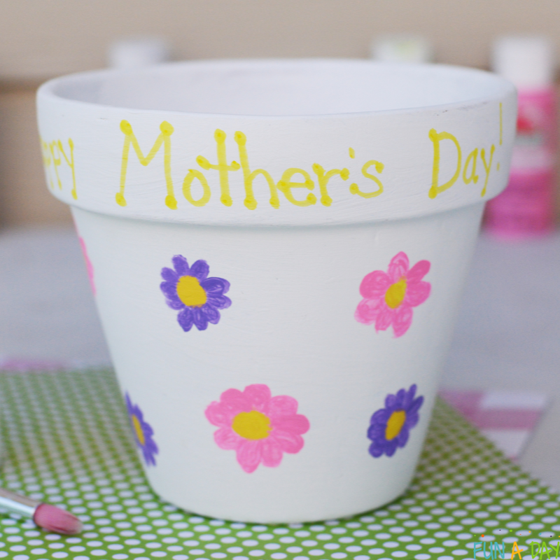 completed mother's day flower pot craft