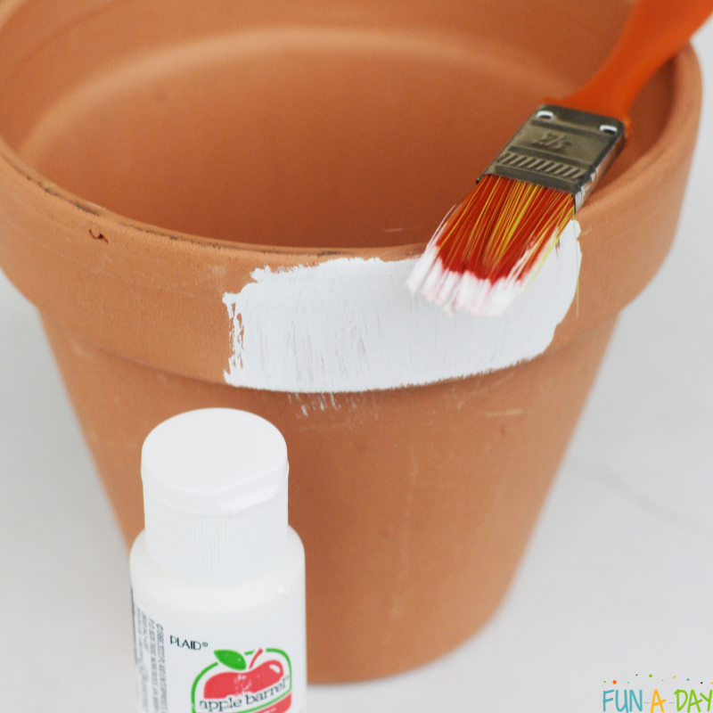 step 1 of making a mother's day flower pot craft